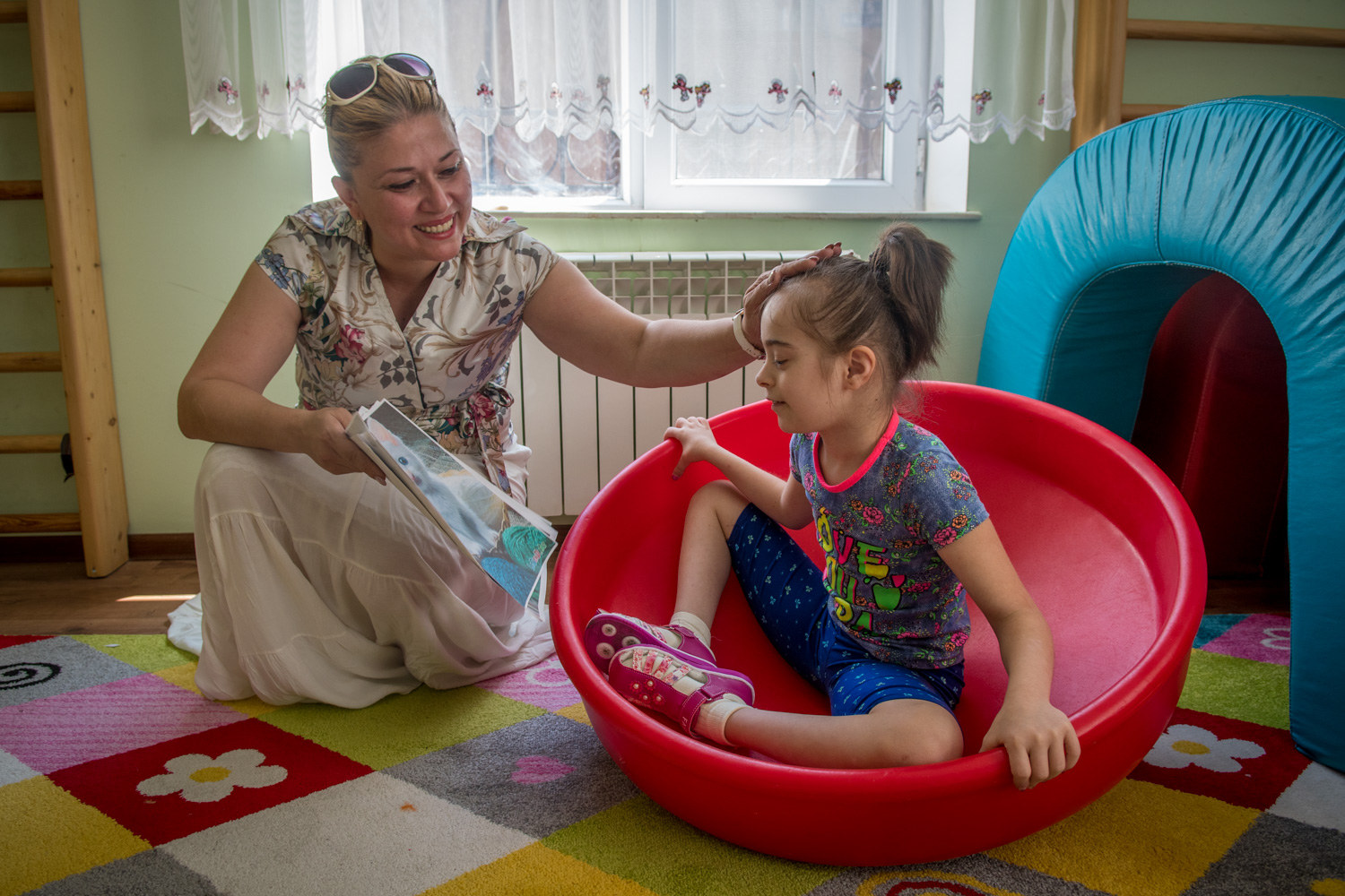 Baku. Center for education with disabilities (EWD). Vulnerable families requires an informed understanding of the causes of threats to their children, as violence, exploitation, abuse, neglect and unnecessary separation from their family.