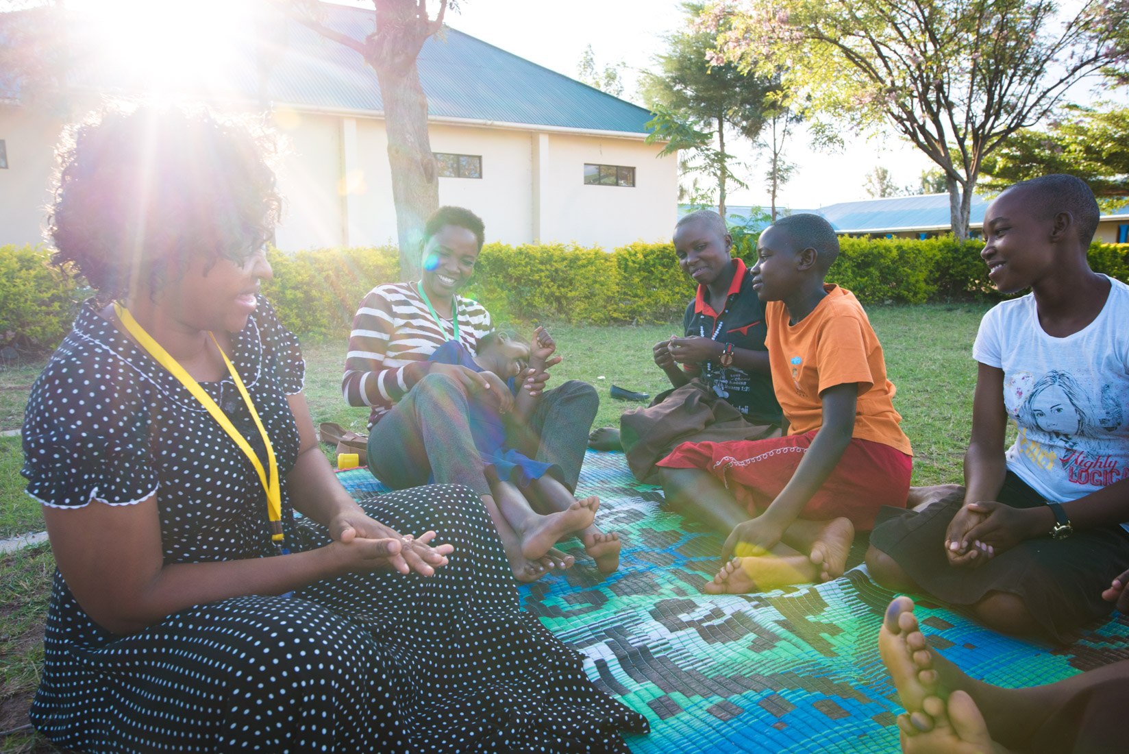 Adolescents with therapist (or similar)